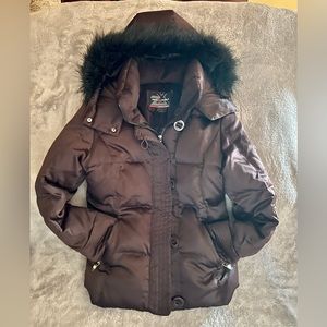 ZeroXposur Women’s coat with hood. In very good condition. Zippers work great!